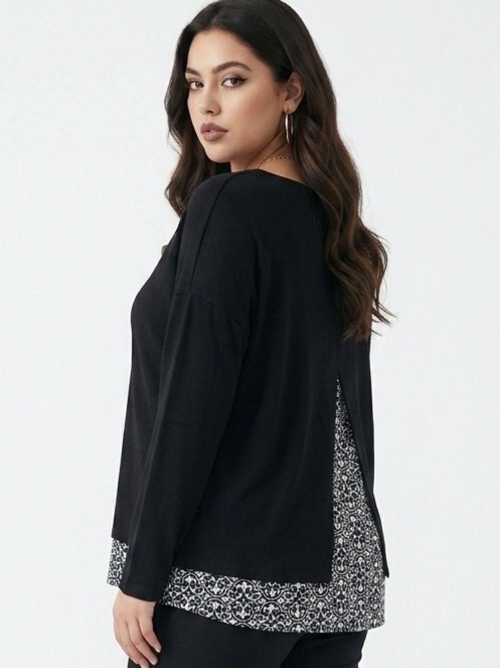 OLIVIA SKY | Black/White Split Back Women’s Plus Size 2X Top